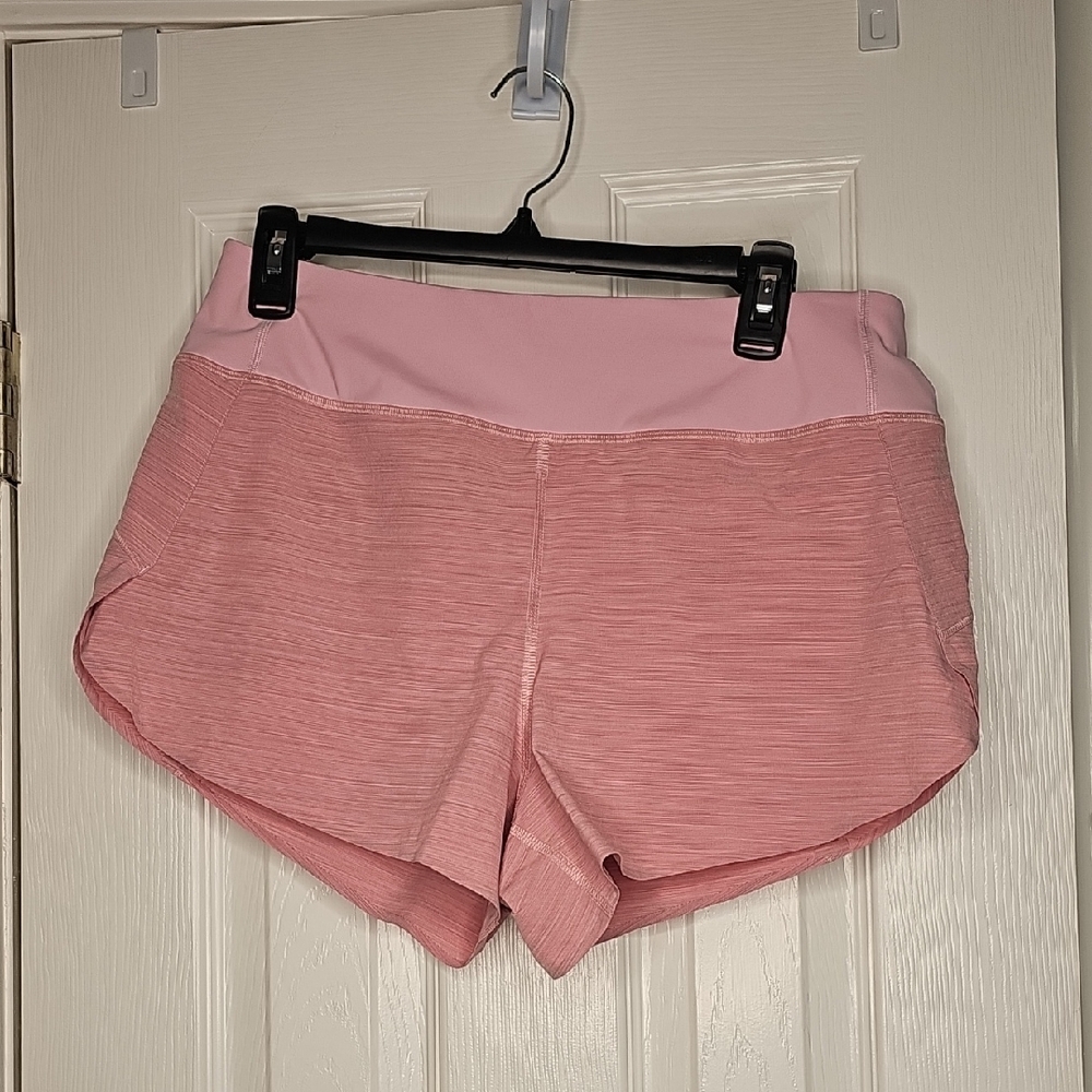 Athleta Run With It Textured 3.5" Shorts, Begonia Rose.